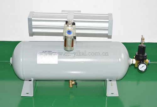 空气增压器